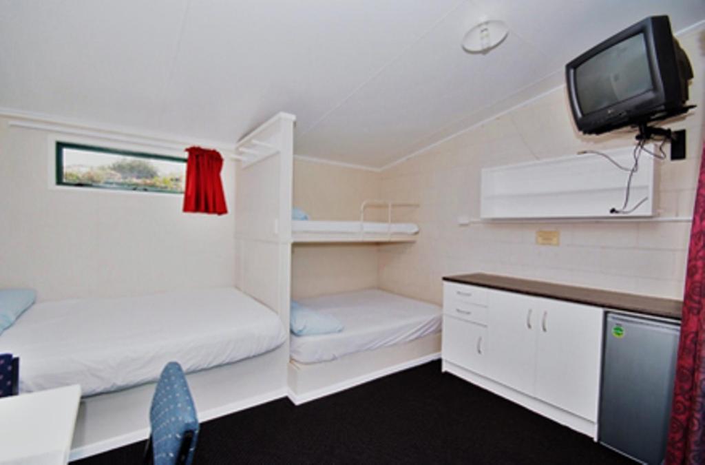 Omokoroa Kiwi Holiday Park Tauranga Cameră foto